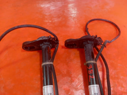 Mercedes W177 A180 Sport 1.5 Diesel 2019 Pair Left Right Bonnet Actuators A382 - Image 6