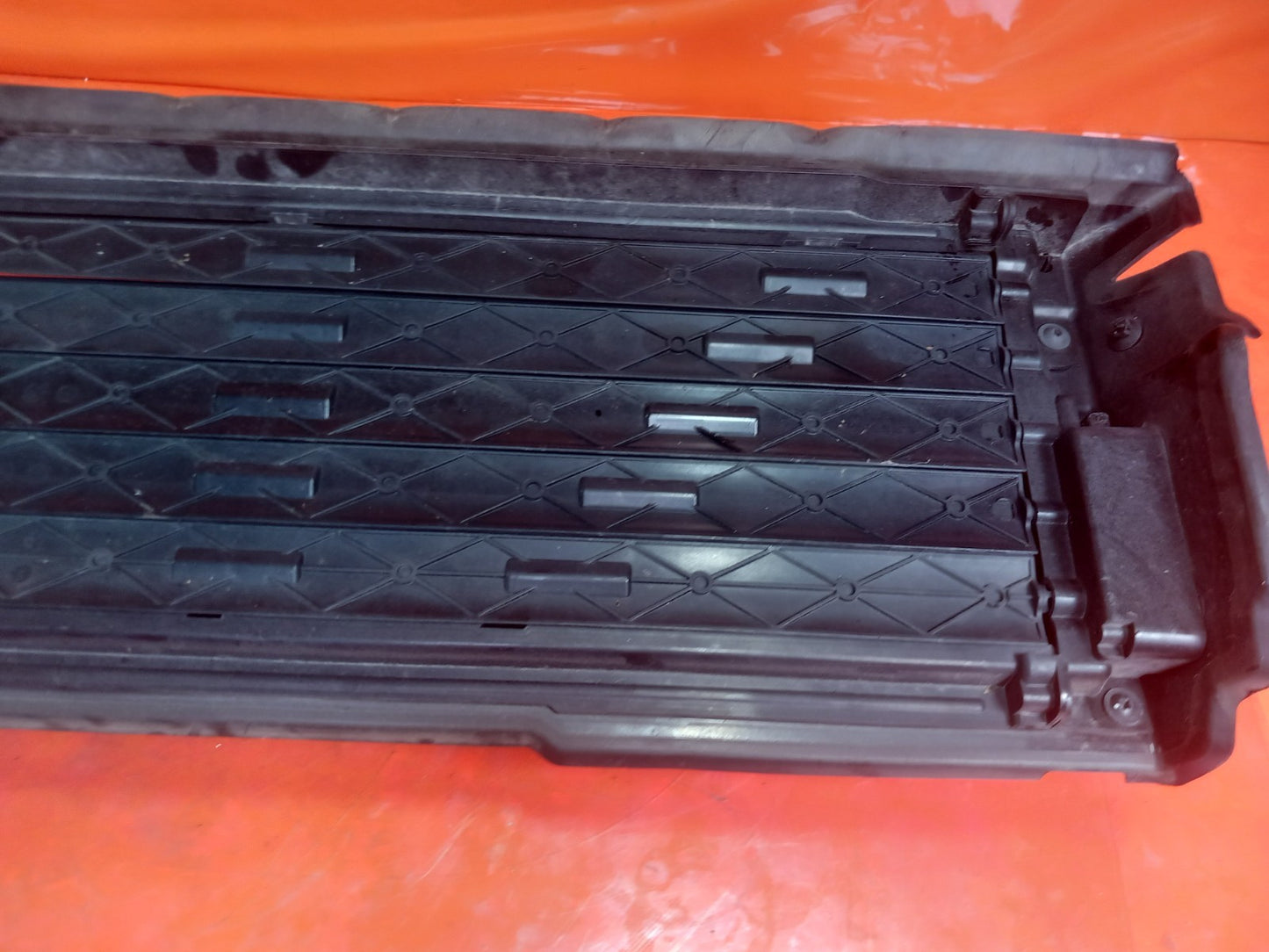 2025 Land Rover Defender L663 Front Grill Shutter L8B2-8475-AC Warranty A396 - Image 10