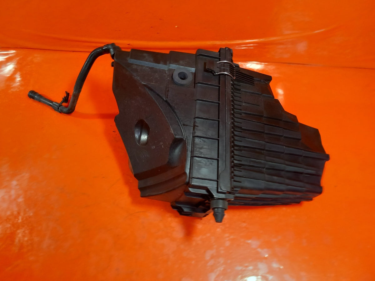 ebay-src:https://i.ebayimg.com/00/s/mtiwmfgxnjaw/z/bswaaeswiavq5nyu/$_57.jpg