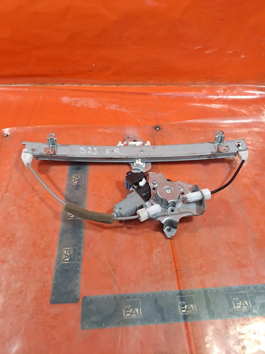 ✅2017 NISSAN JUKE TEKNA F15 FRONT RIGHT WINDOW REGULATOR MOTOR + WARRANTY A322 - Image 1