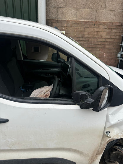 ✅Citroen Berlingo 650 1.5 Diesel 2020 Front Right Door Bare White Warranty A381 - Image 3