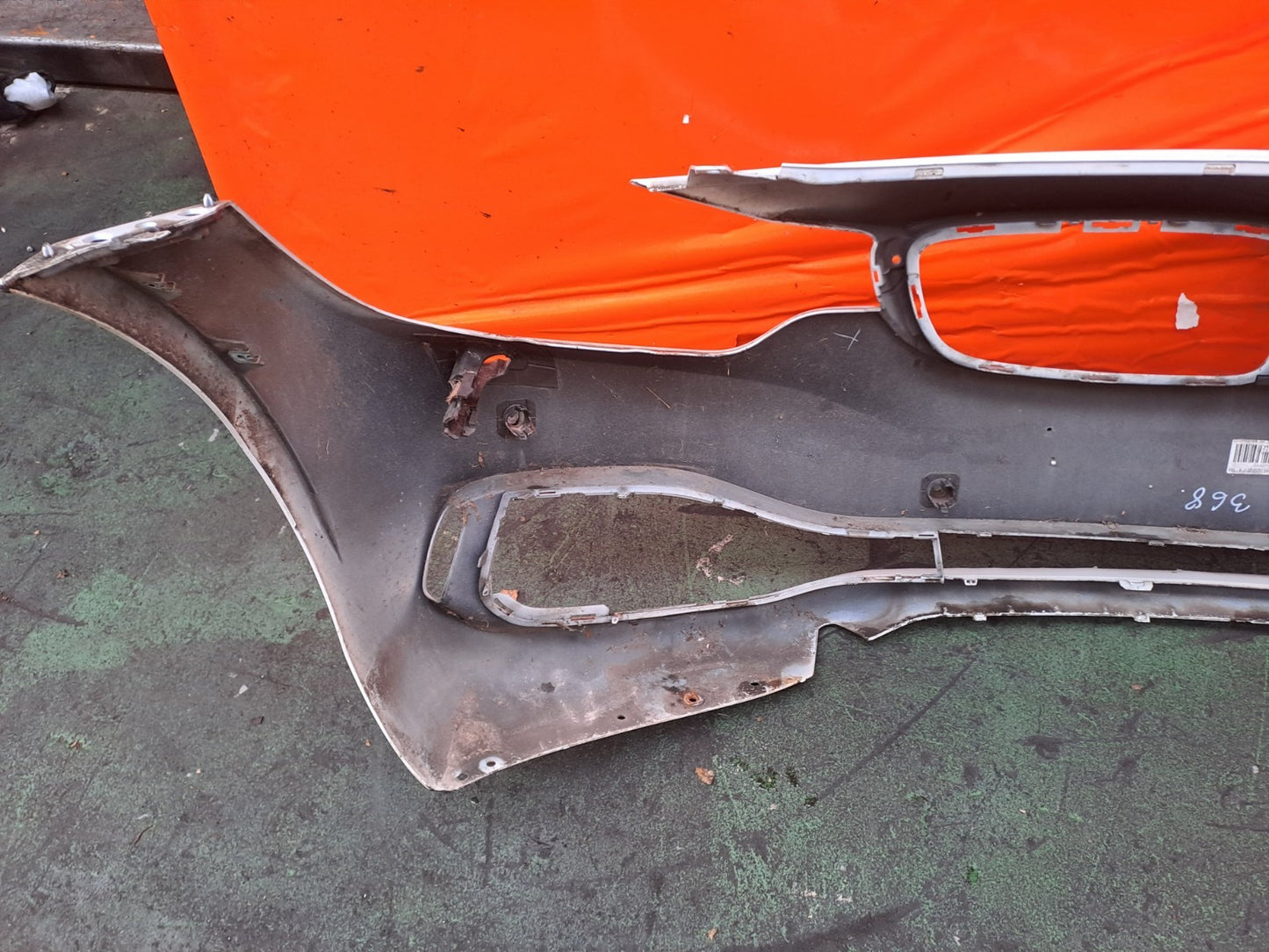 ✅BMW 420D F33 2.0 Diesel 2016 Front Bumper White Scratches A368 - Image 10