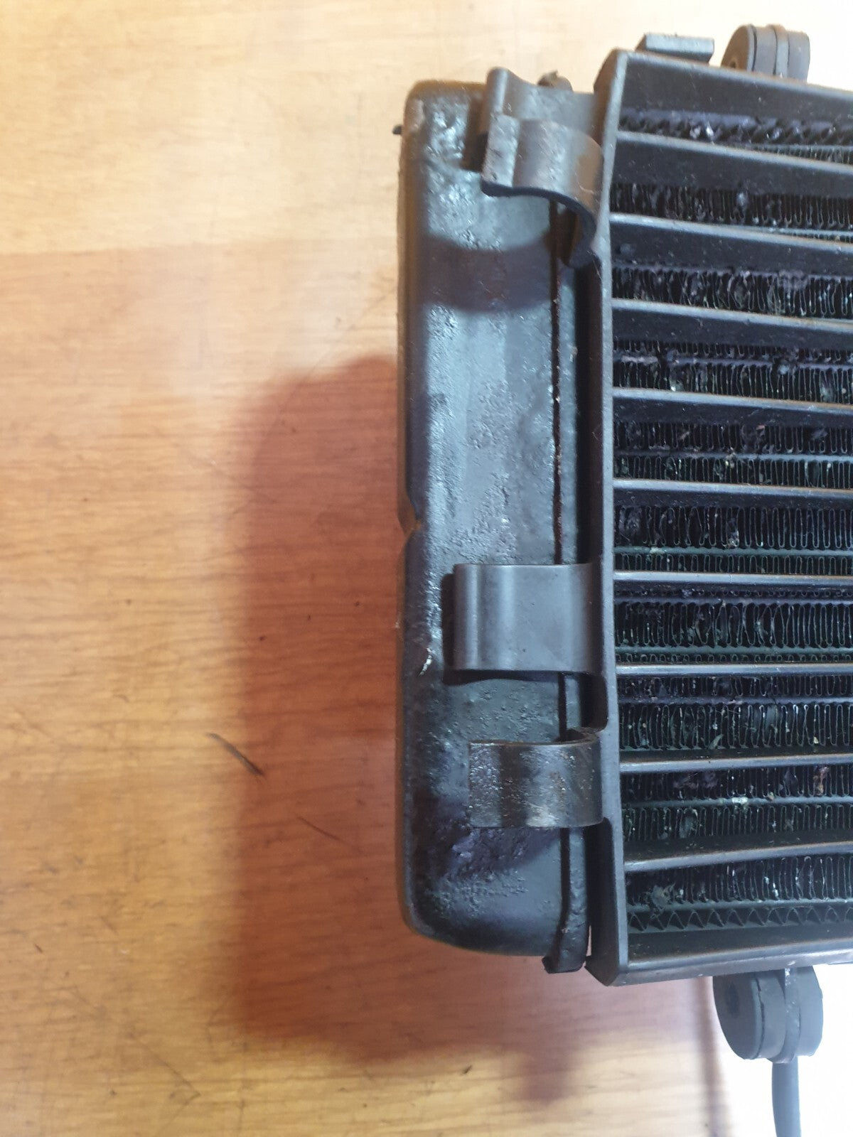 HONDA VFR750 1995 PETROL COOLING RADIATOR WITH FAN SSW96100E Warranty A182 - Image 4