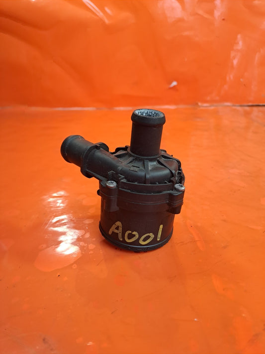 ✅VW GOLF MK8 2.0 DIESEL 2020 AUXILIARY WATER PUMP 2Q0965567A 0392023420 Warranty - Image 1