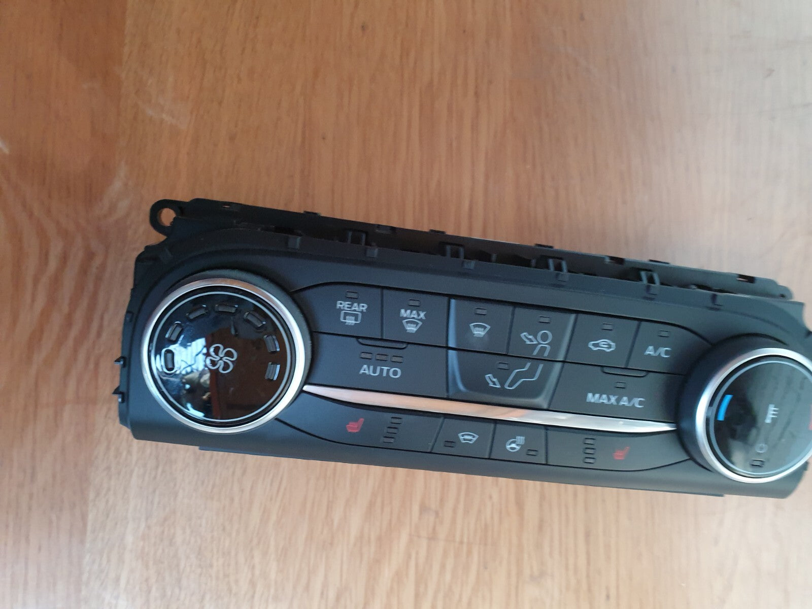 Ford Fiesta St-Line 2022 1.0 Petrol HEATER CLIMATE CONTROL PANEL SWITCH Warranty - Image 2