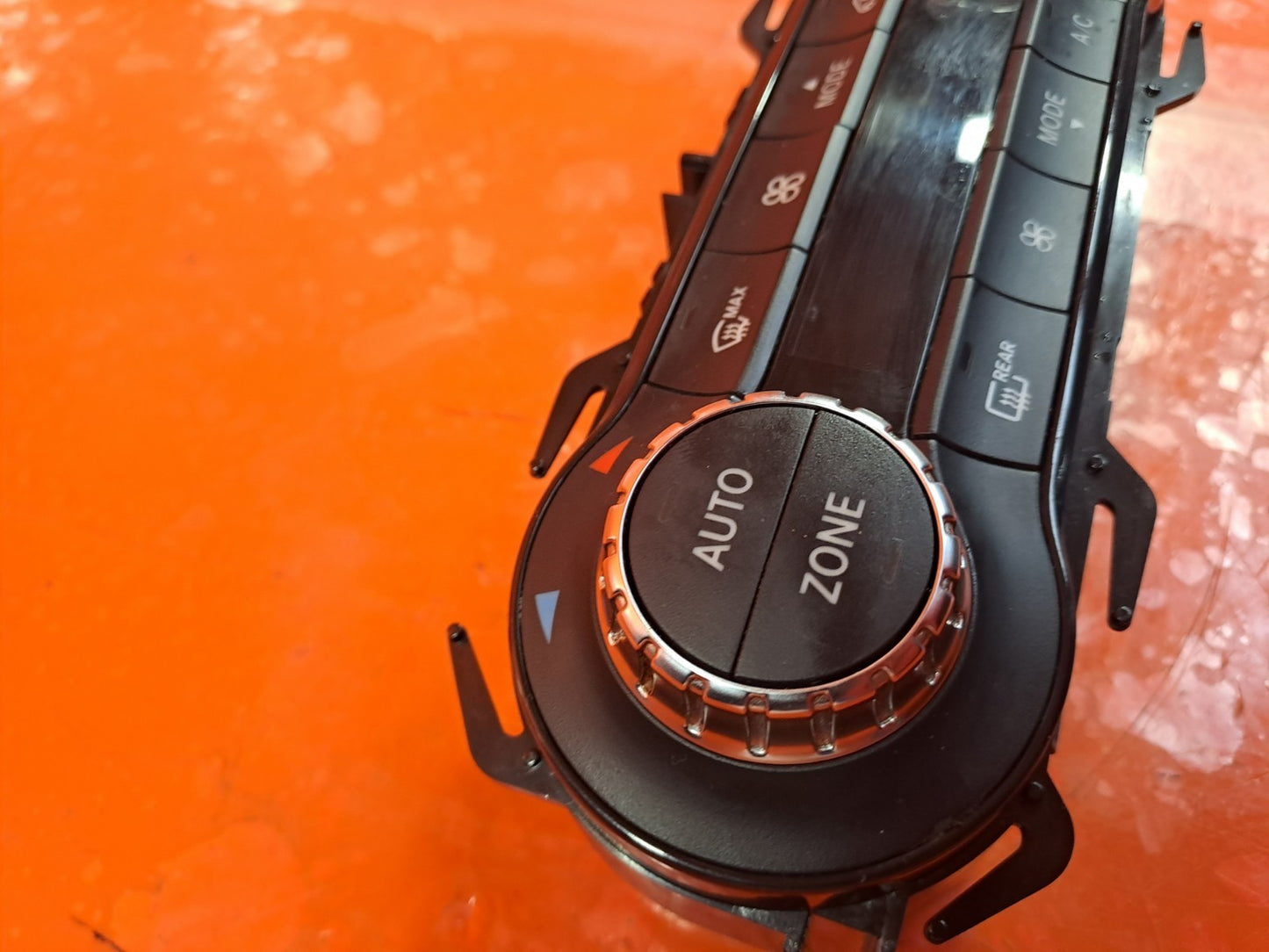 ✅MERCEDES GLA 200D X156 2.1 DIESEL 2016 A/C HEATER CLIMATE CONTROL SWITCH PANEL - Image 8
