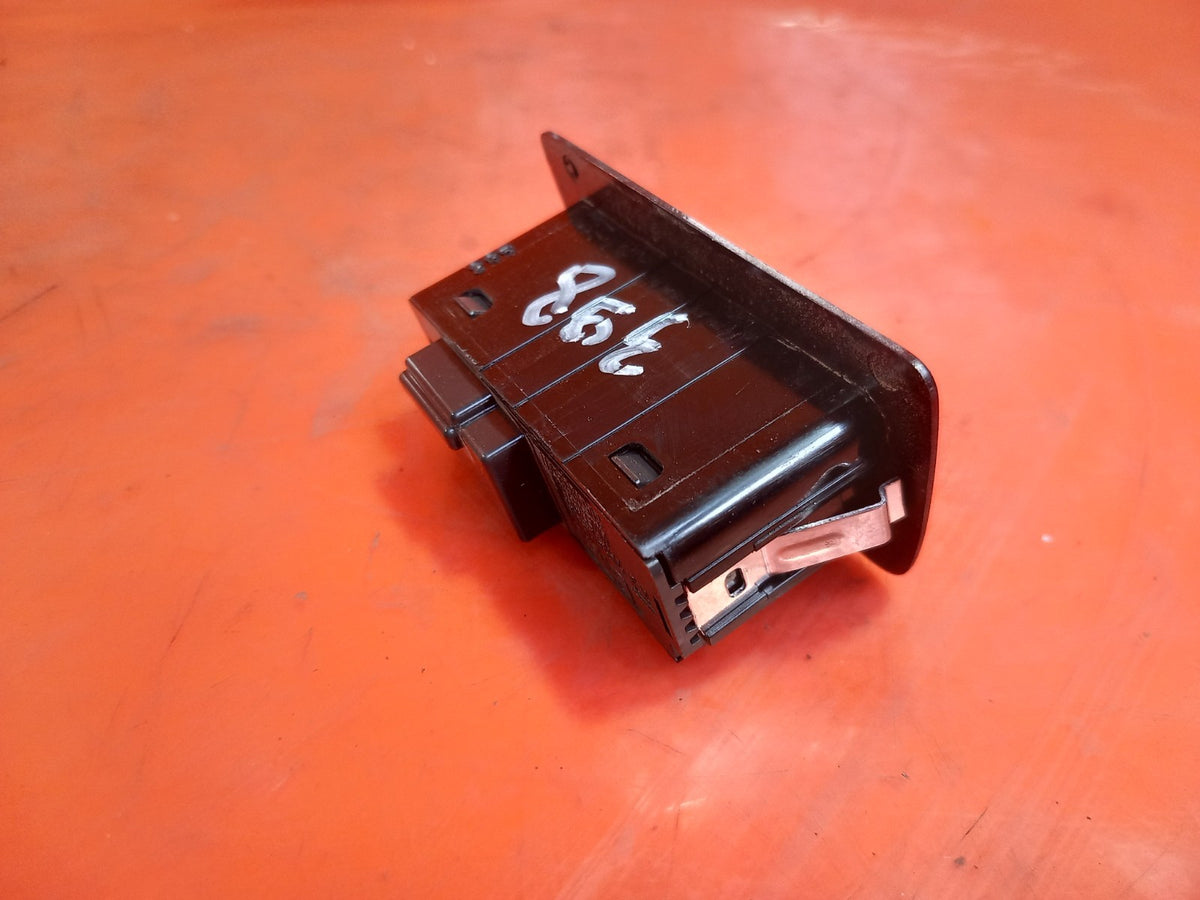 ebay-src:https://i.ebayimg.com/00/s/mtiwmfgxnjaw/z/7g8aaeswicfqgqoq/$_57.jpg