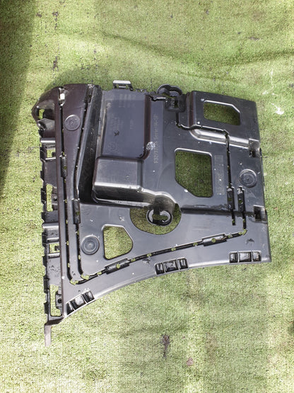 BMW 4 SERIES F33 420D SPORT 2.0 DIESEL 2018 REAR BUMPER RED & BRACKET SET A165 - Image 9