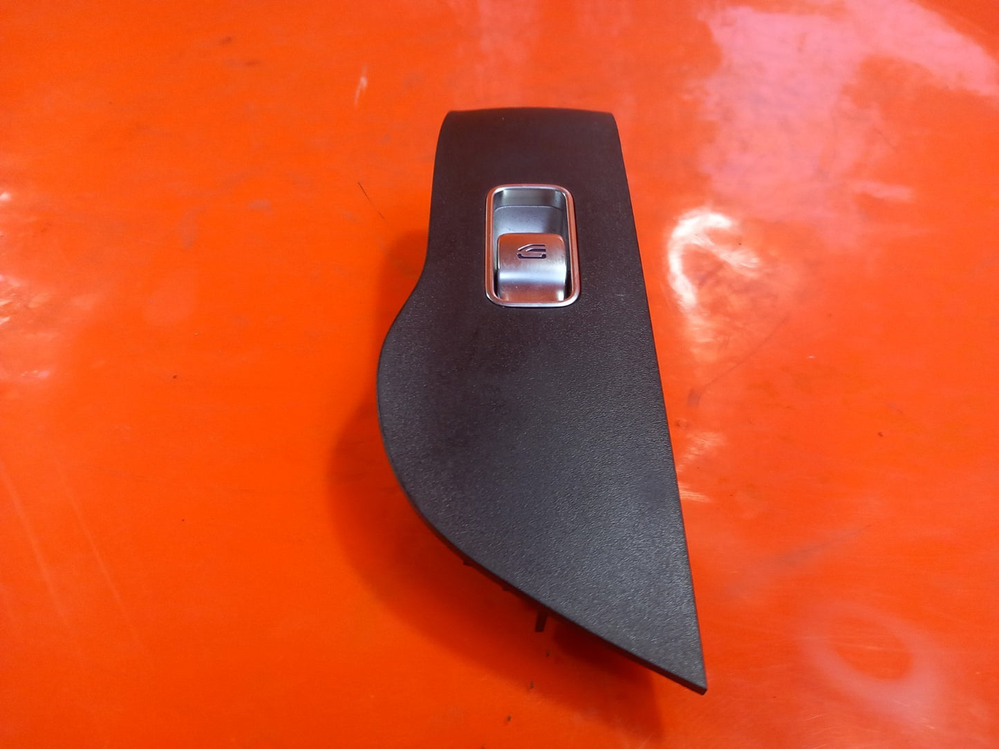Mercedes Gle 450D AMG 3.0 Diesel 2025 Front Left Window Switch A1677374400 A397 - Image 3
