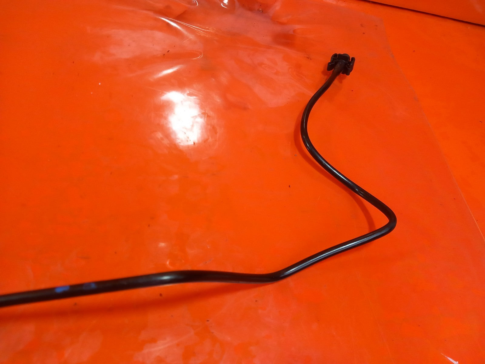 2019 Ford Galaxy MK3 Zetec Radiator Overflow Return Pipe DG93-8A365-GD A345 - Image 4