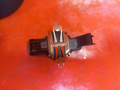 Mercedes W177 A180 Sport  Interior Rear View Mirror and Rain Sensor A1778105200 - Image 4