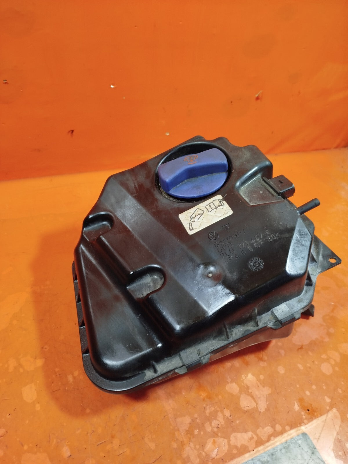 ✅AUDI Q7 S LINE QUATTRO 3.0 DIESEL 2009 RADIATOR COOLANT EXPANSION TANK A245 - Image 4