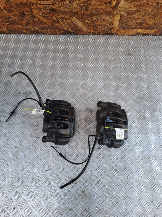 ✅2015 VW CRAFTER CR35 2.0D BRAKE CALIPER FRONT PAIR 2E0615105B + WARRANTY A275 - Image 1