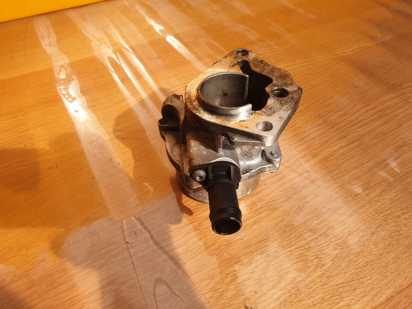 2013 MERCEDES A CLASS W176 1.5D BRAKE VACUUM PUMP 146505272R + WARRANTY X00 - Image 2