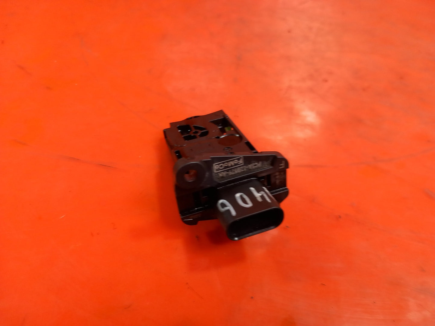 ebay-src:https://i.ebayimg.com/00/s/mtiwmfgxnjaw/z/2jcaaeswmcdqjv-r/$_57.jpg