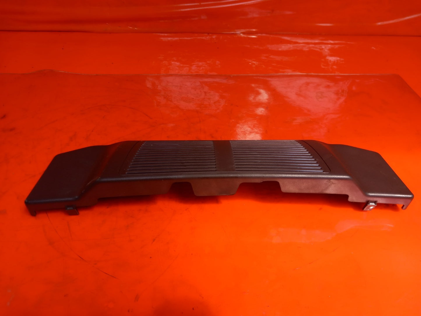 Land Rover Defender L663 3.0 Diesel 2025 Interior Mirror Trim L8B217D737ABW A396 - Image 8