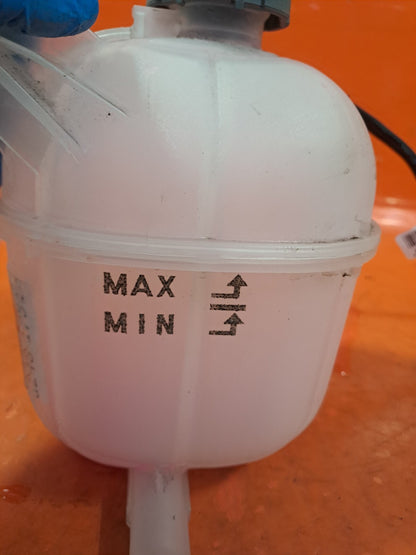 ✅HYUNDAI TUCSON MK4 1.6 PETROL 2023 EXPANSION COOLANT BOTTLE TANK 25430-P0000 - Image 9