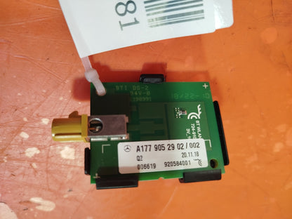 ✅2019 MERCEDES A CLASS W177 1.5D AERIAL ANTENNA AMPLIFIER MODULE A1779052902 - Image 1
