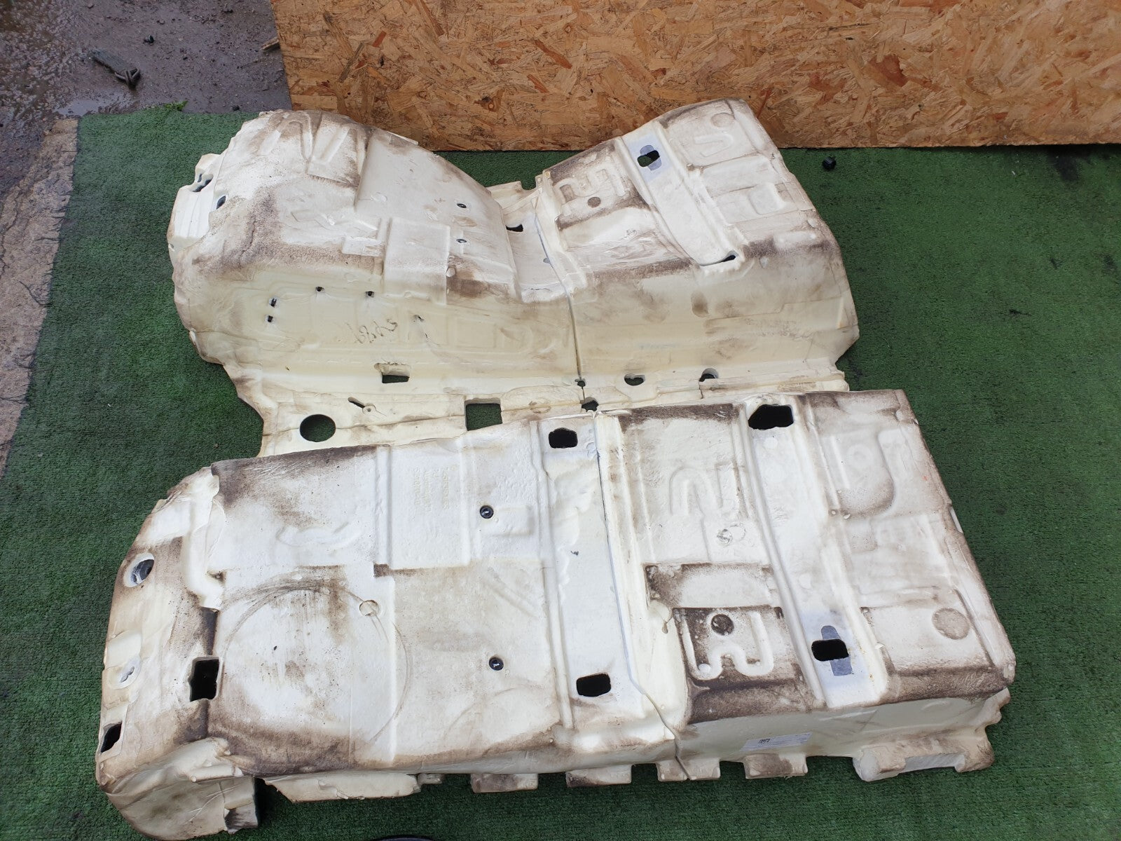 ✅2023 BMW Z4 G29 SDRIVE20i 2.0P FLOOR CARPET LINER 7456361 + WARRANTY A171 - Image 9