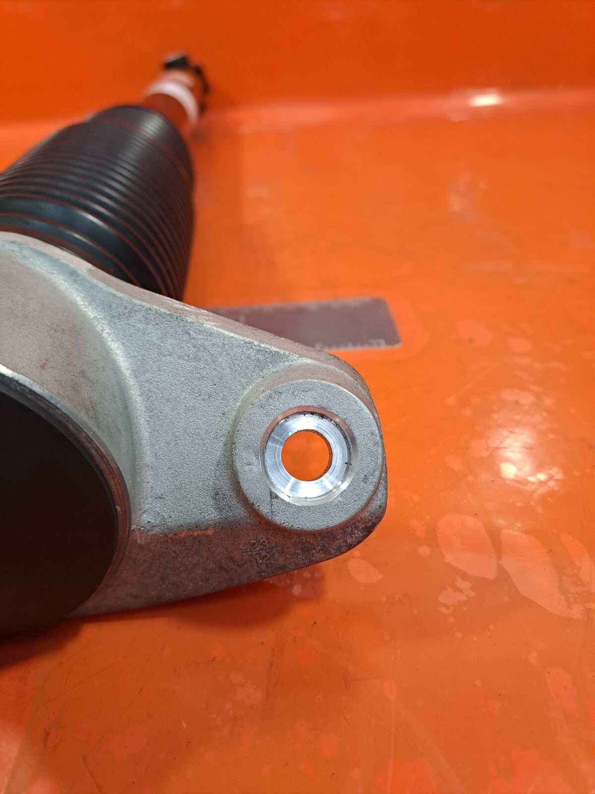 HYUNDAI IONIQ 5 2024 REAR RIGHT SHOCK ABSORBER 55300-GI250 55307-GIXXX Warranty - Image 9