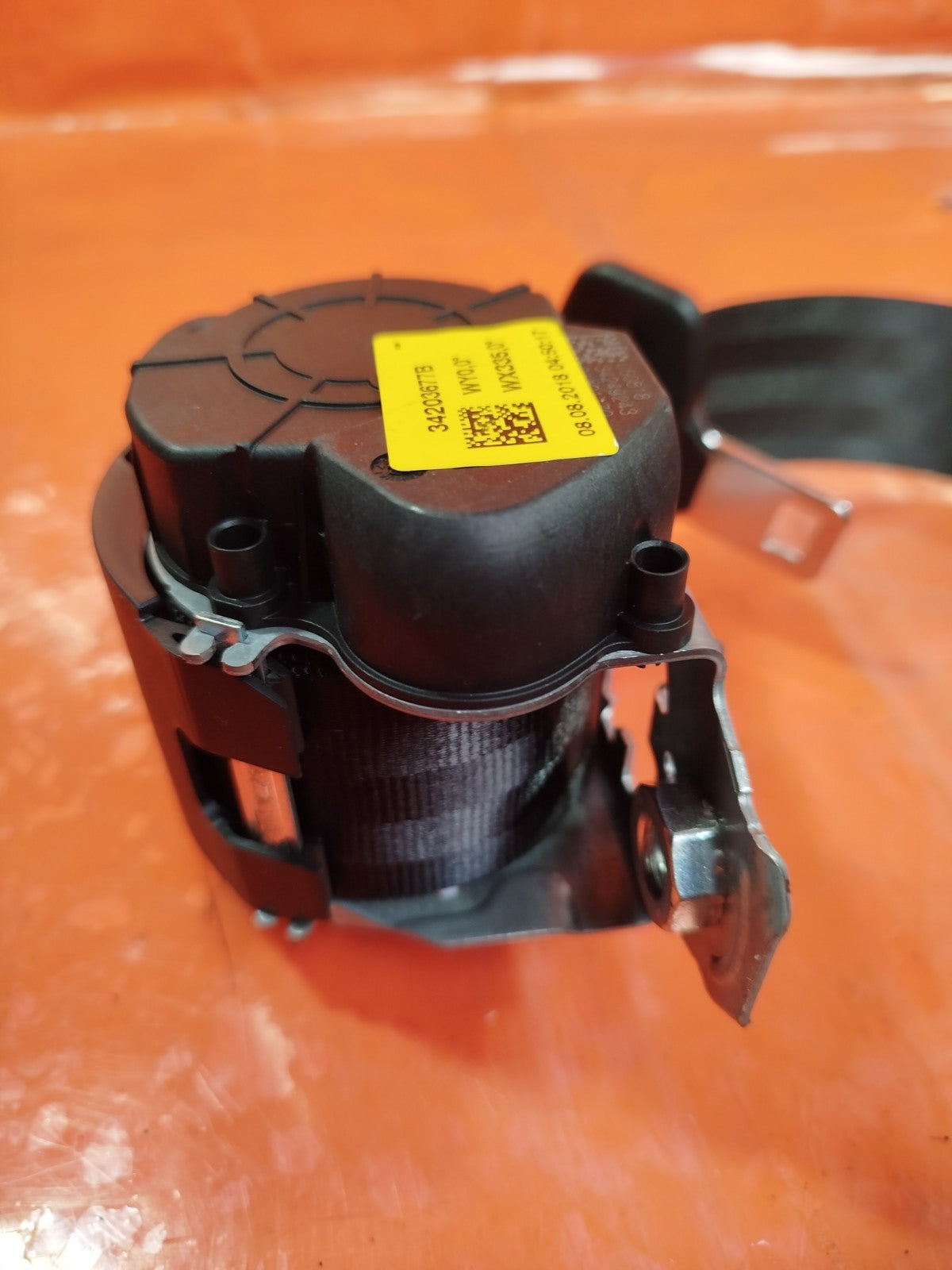✅FORD FIESTA ST-LINE X 1.5 DIESEL 2018 REAR CENTRE MIDDLE SEAT BELT H1BBA611B72 - Image 4