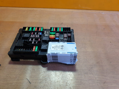 ✅2023 BMW Z4 G29 SDRIVE20i 2.0P POWER DISTRIBUTION FUSE BOX 8795477 + WARRANTY - Image 2