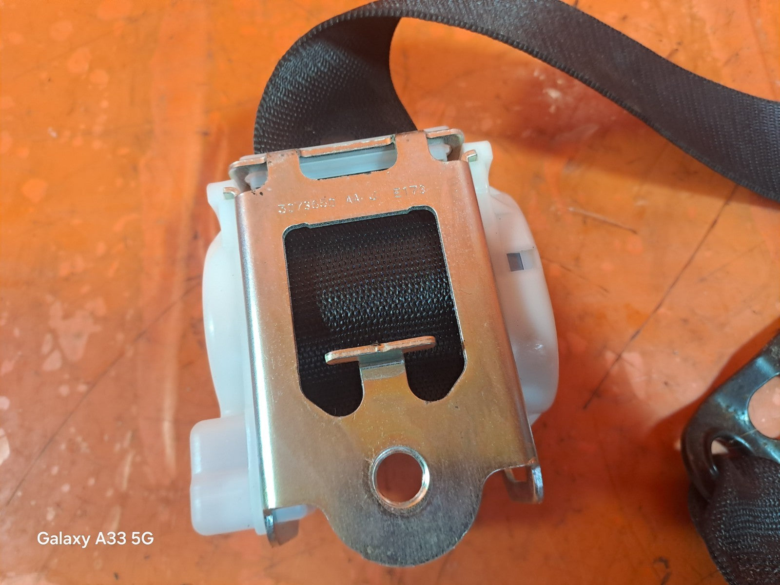 ✅2012 MERCEDES B CLASS W246 SEAT BELT REAR MIDDLE A2468600585 + WARRANTY A299 - Image 9