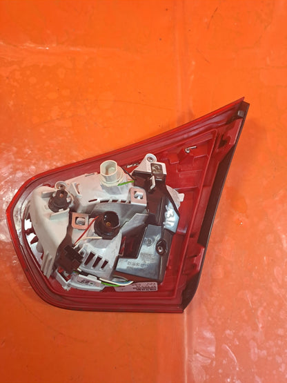 ✅MERCEDES GLA 200D X156 2.1 DIESEL 2016 REAR LEFT INNER TAIL LIGHT A1569060358 - Image 8
