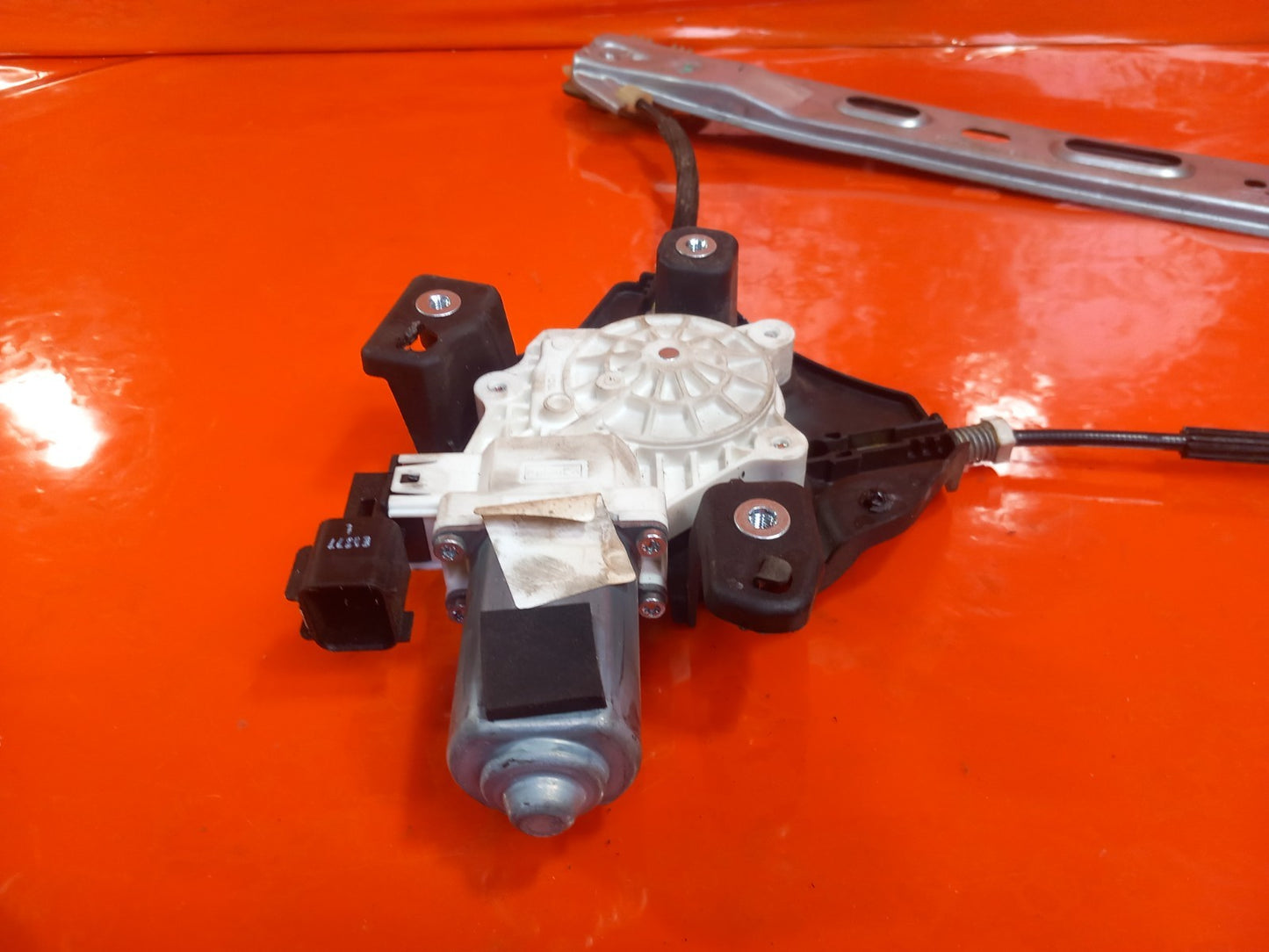 ebay-src:https://i.ebayimg.com/00/s/mtiwmfgxnjaw/z/szuaaeswvz5qlt9o/$_57.jpg