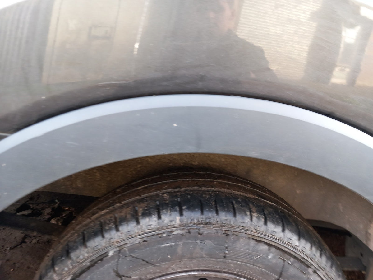 2019 Ford Transit 310 Rear Right Wheel Arch Trim Moulding Warranty A424 - Image 3