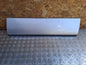 ✅2005 RANGE ROVER VOGUE L322 FRONT RIGHT DOOR LOWER MOULDING TRIM SILVER 8263896 - Image 1