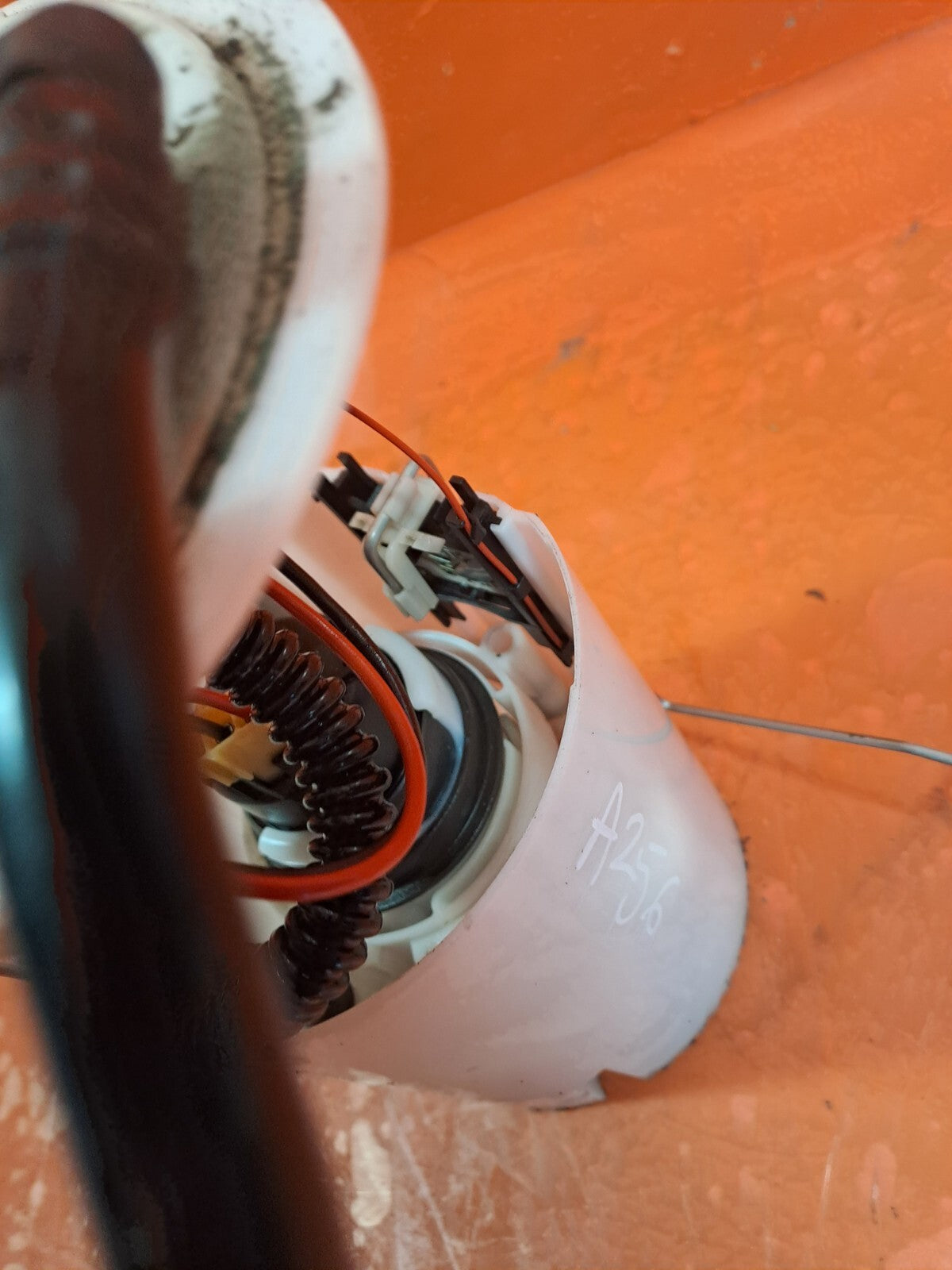 ✅2016 RENAULT TRAFIC MK3 Sl27 1.6D FUEL PUMP SENDER UNIT 172027392R + WARRANTY - Image 5