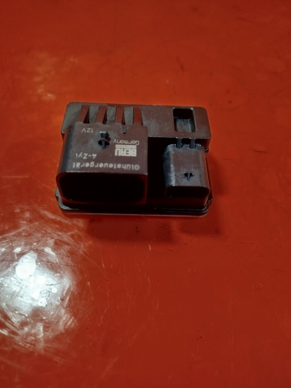 ebay-src:https://i.ebayimg.com/00/s/mtywmfgxmjaw/z/mauaaeswrl9pivpm/$_57.jpg