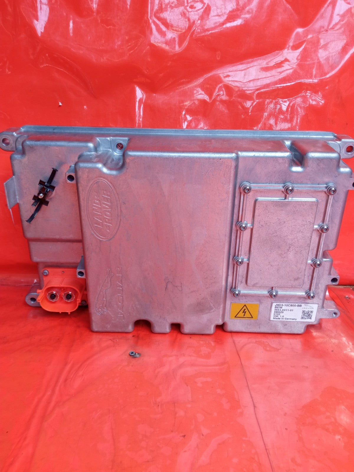 ✅Jaguar I-Pace Ev400 X590 2020 Battery Management Control Module J9D310C800BB - Image 2