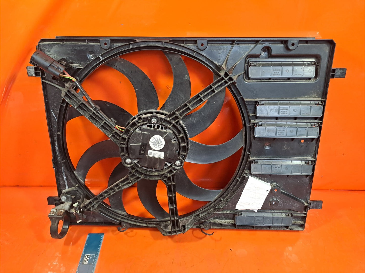 ✅Ford Focus (C 51) 2018 1.5 Diesel ENGINE COOLING RADIATOR FAN JX61-8C607-BB - Image 9