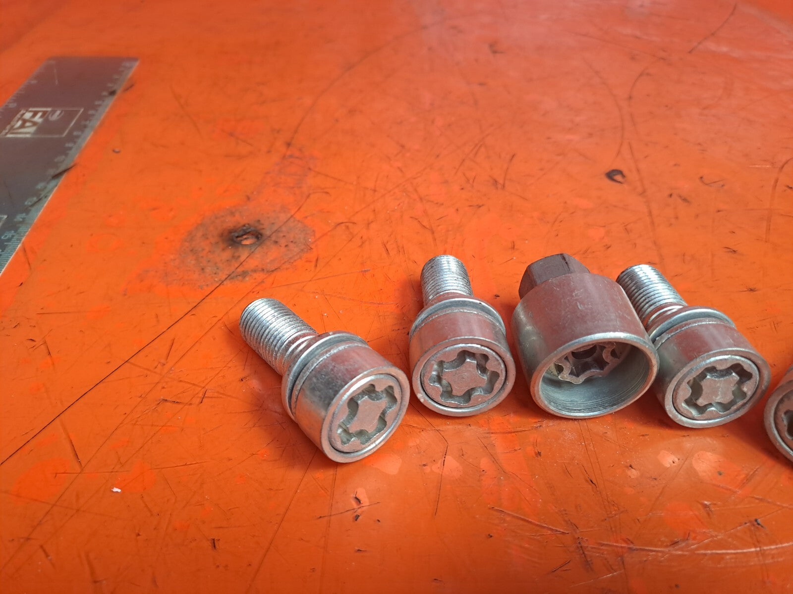 ✅Cupra Born V2 Ev 2023 WHEEL BOLTS NUTS Warranty A209 - Image 2
