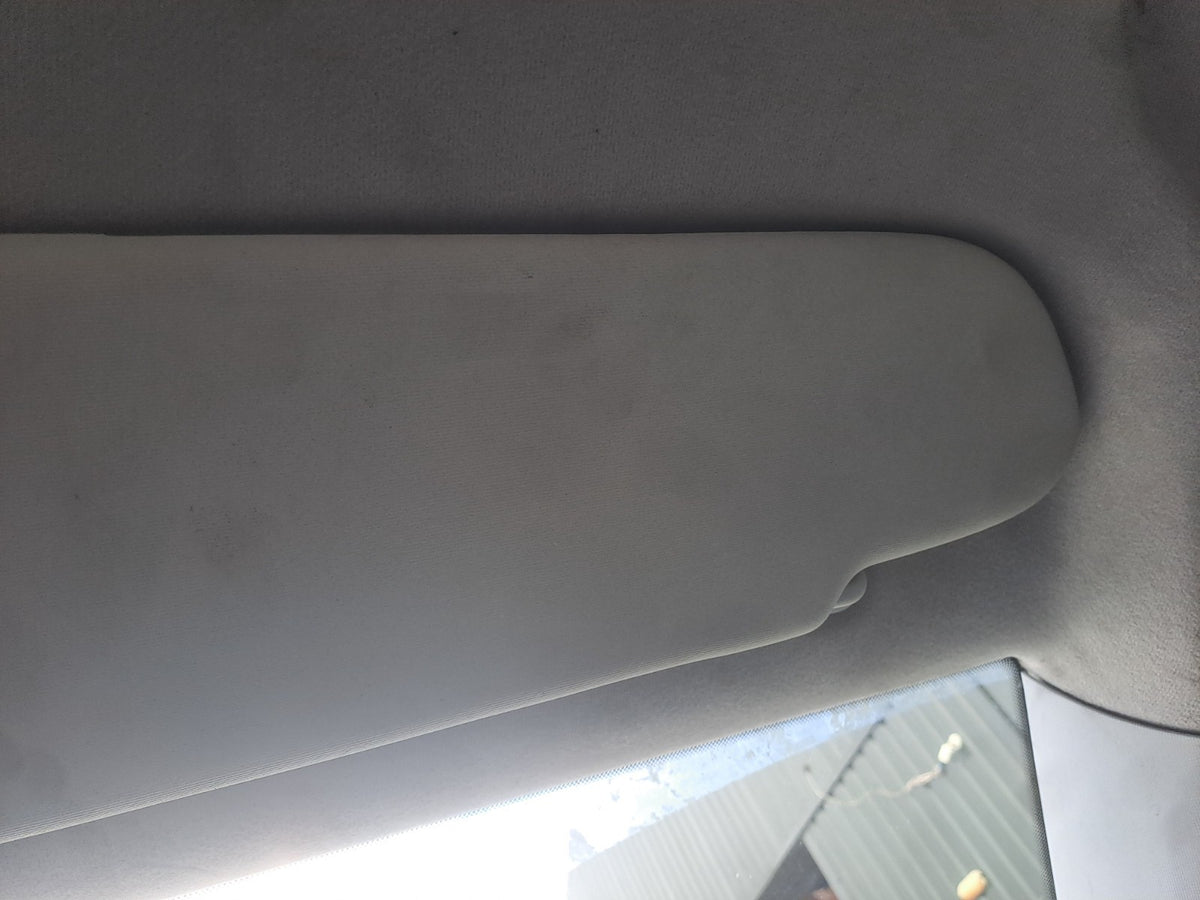 2021 VW Transporter T30 Right Side Sun Visor Warranty A410 - Image 3
