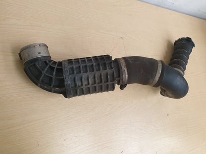 BMW F46 216D 1.5 DIESEL 2018 INTERCOOLER HOSE PIPE MGW00383CT - Image 11