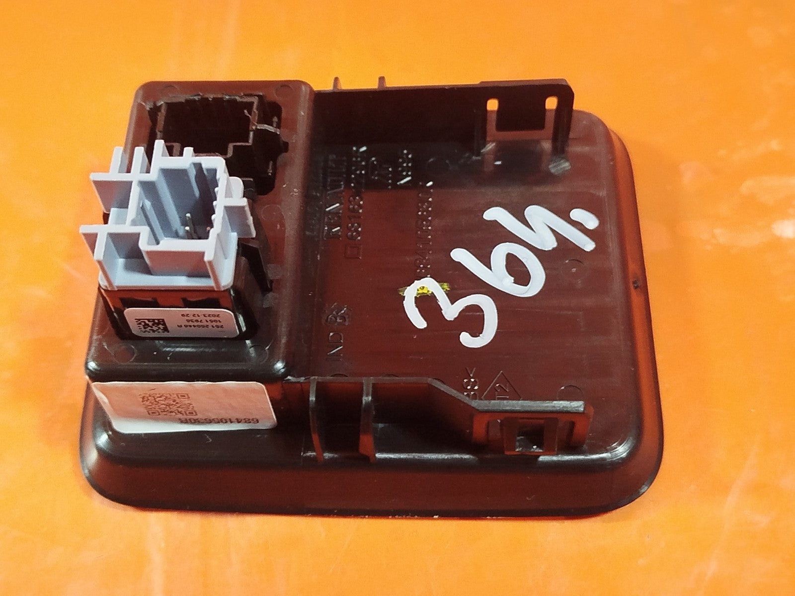 ✅2024 DACIA DUSTER JOURNEY 684105630R + WARRANTY A364 - Image 11