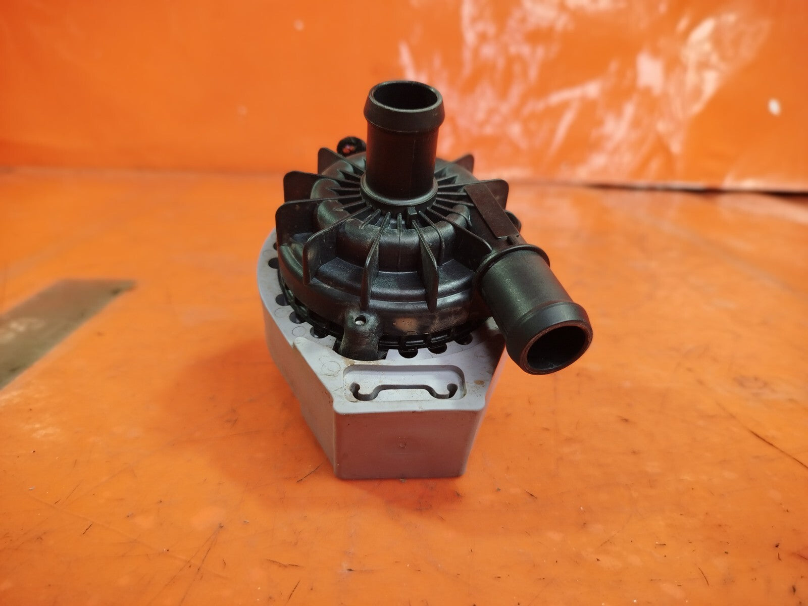✅CUPRA BORN V2 Ev 2023 AUXILIARY WATER PUMP 1EA965567L Warranty A272 - Image 7