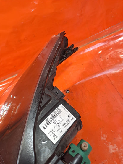 ✅RENAULT ZOE DYNAMIQUE 2015 FRONT RIGHT HEADLIGHT 260104053R Warranty A317 - Image 10