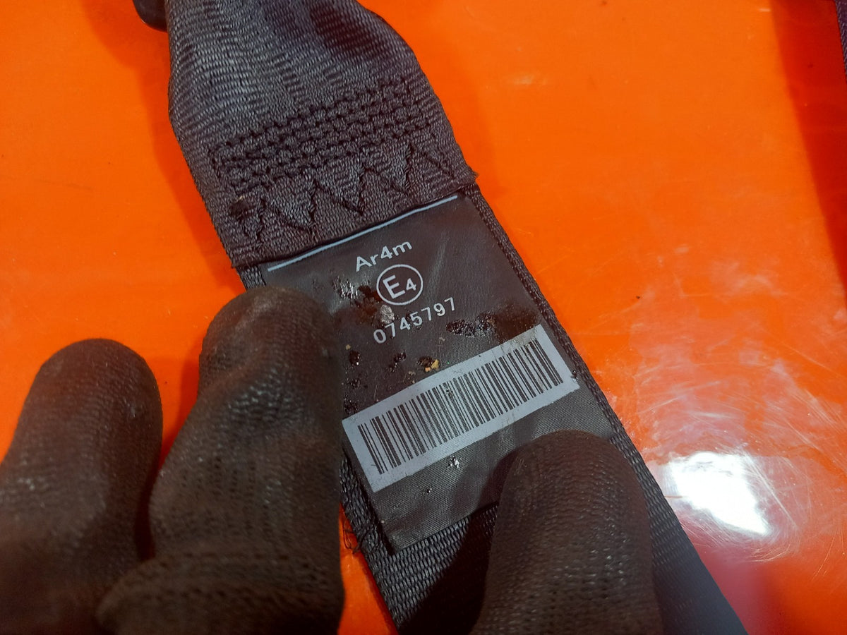 2021 Ford Ranger Wildtrak Rear Seat Belt Center JB3B-26611B64-B Warranty A407 - Image 8