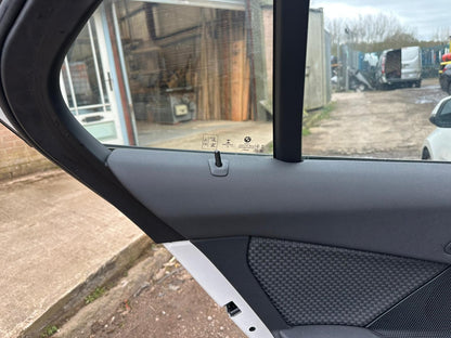 ✅2021 BMW 1 SERIES F40 DOOR CARD TRIM PANEL REAR LEFT + WARRANTY A365 - Image 2