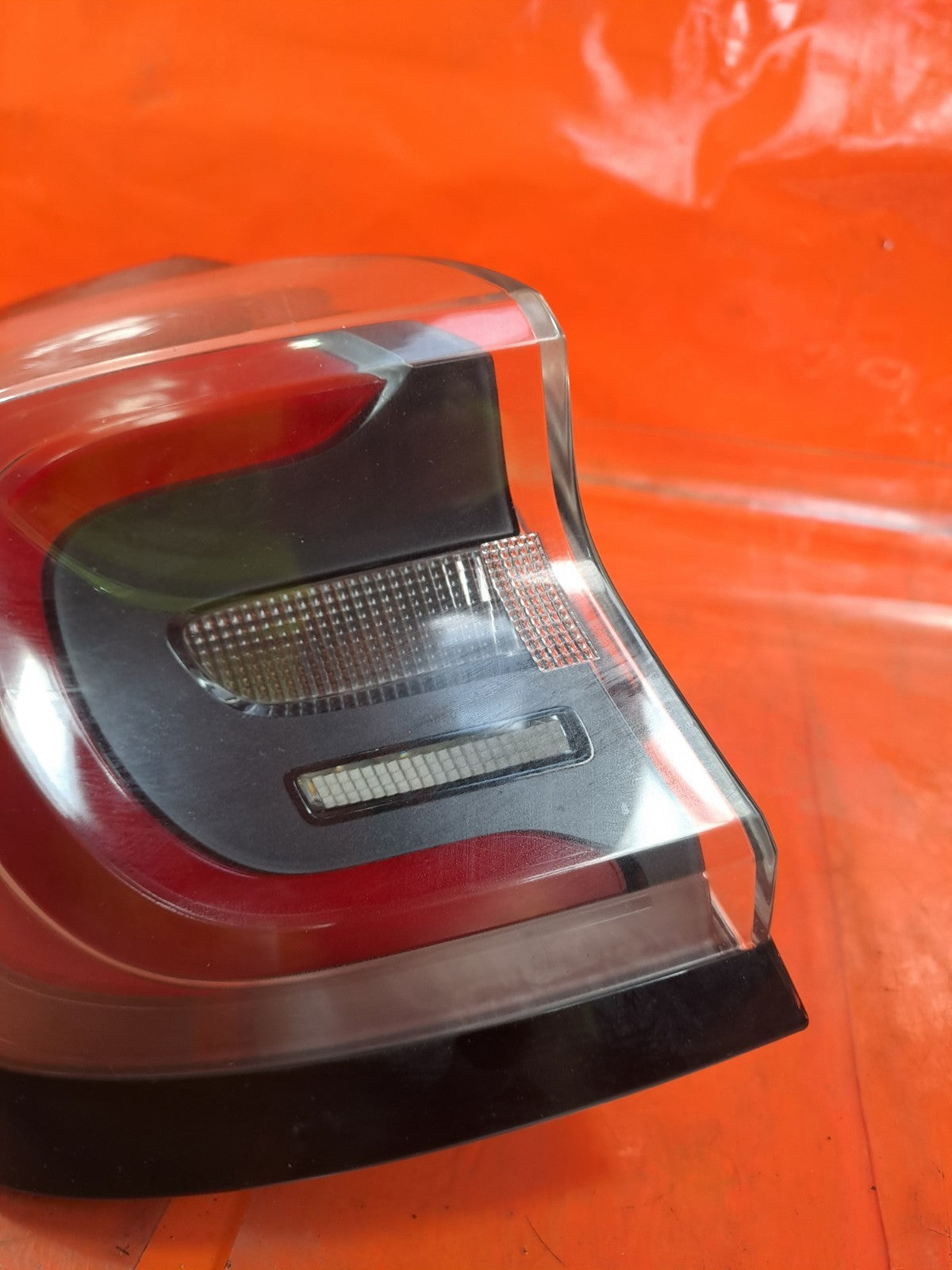 ✅2023 FORD PUMA TITANIUM 1.0P REAR LEFT OUTER TAIL LIGHT L1TB13405AG A328 - Image 2