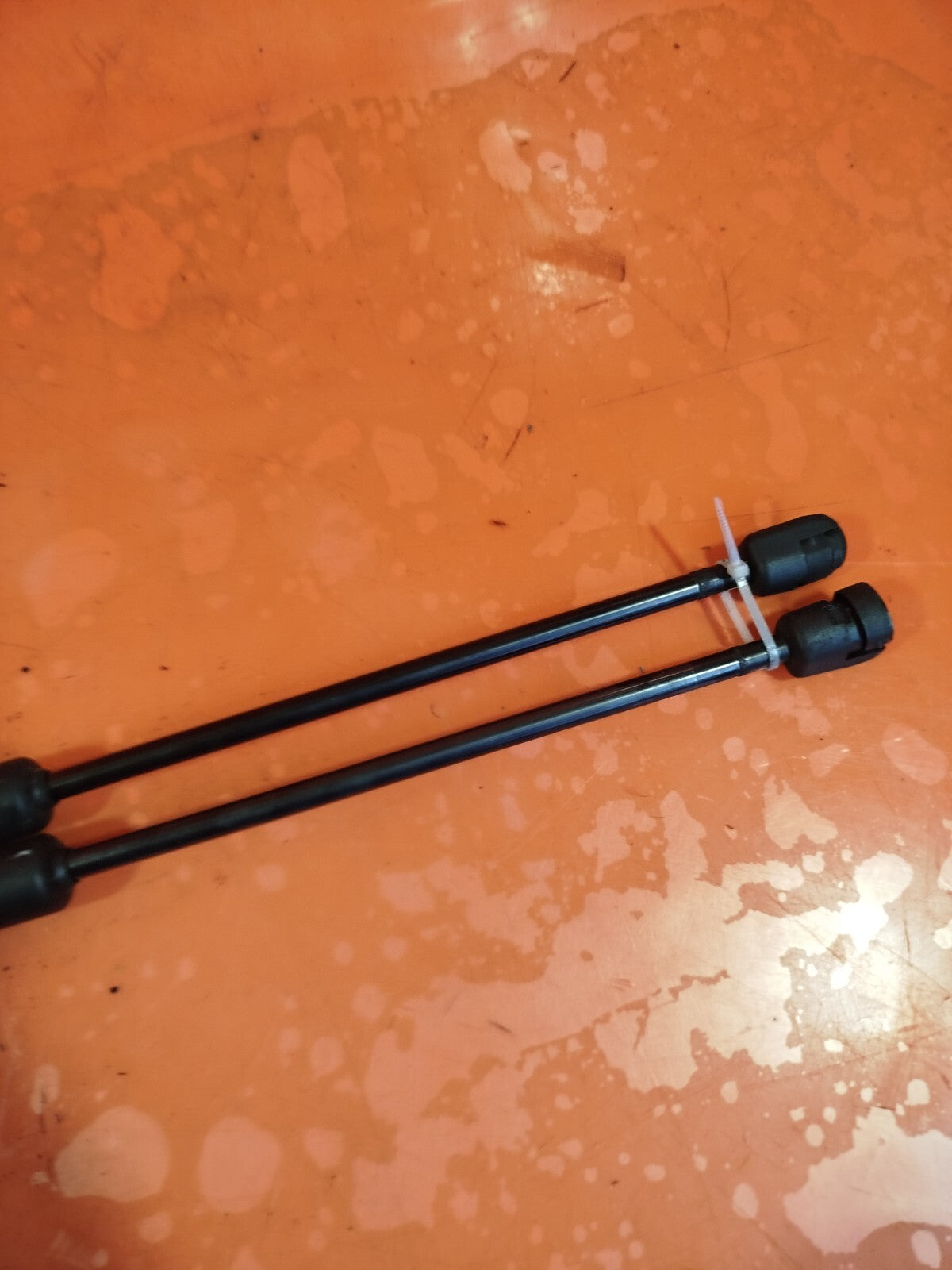 ✅2019 MERCEDES A CLASS W177 PAIR OF REAR TAILGATE BOOT LID STRUTS + WARRANTY - Image 6