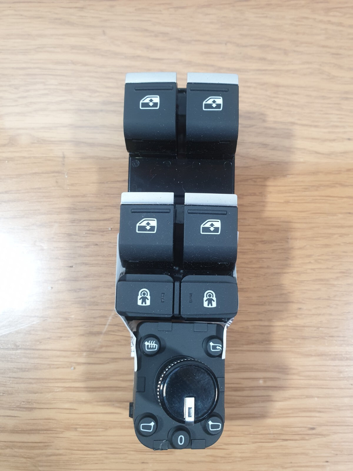 ✅AUDI Q4 E-TRON 2023 FRONT RIGHT ELECTRIC WINDOW SWITCH 83A959851C 4N0959565 - Image 2
