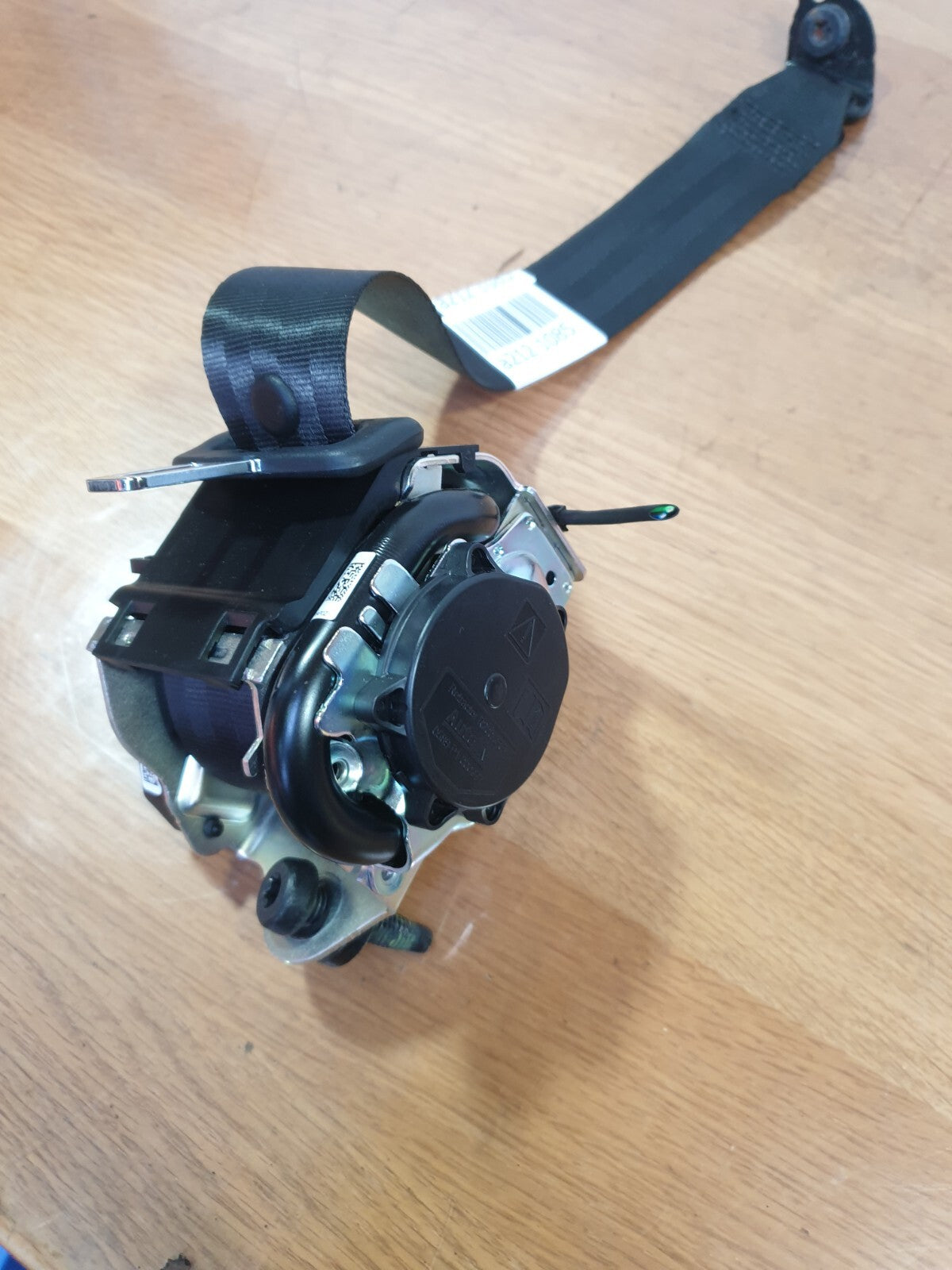 Ford Focus Active X 1.0 Petrol 2021 REAR RIGHT SEAT BELT JX7B-A611B68-AGW A212 - Image 2