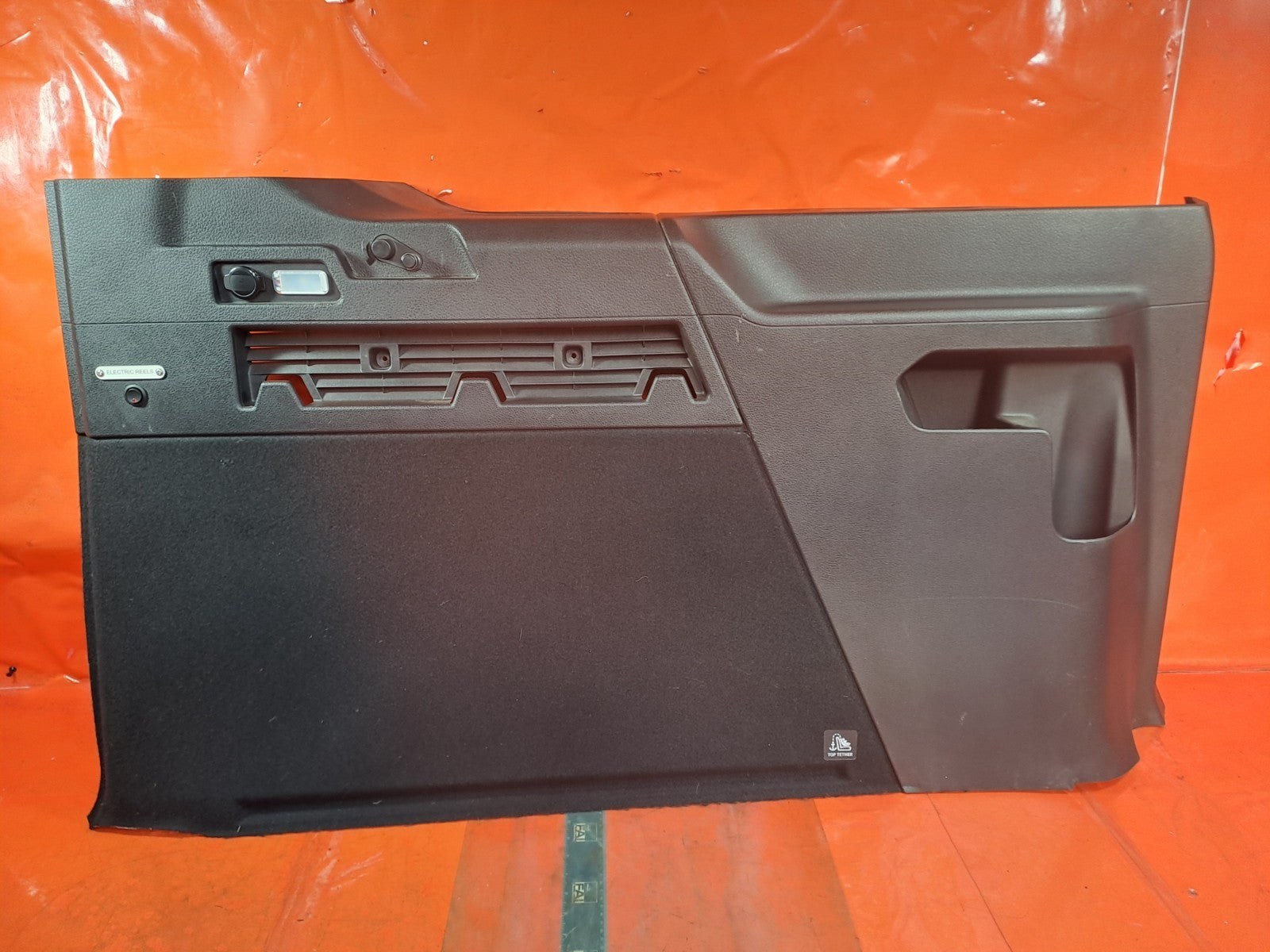 ✅FORD TOURNEO CONNECT VW CADDY 2.0 DIESEL 2024 BOOT SIDE CARD TRIM LEFT A366 - Image 1
