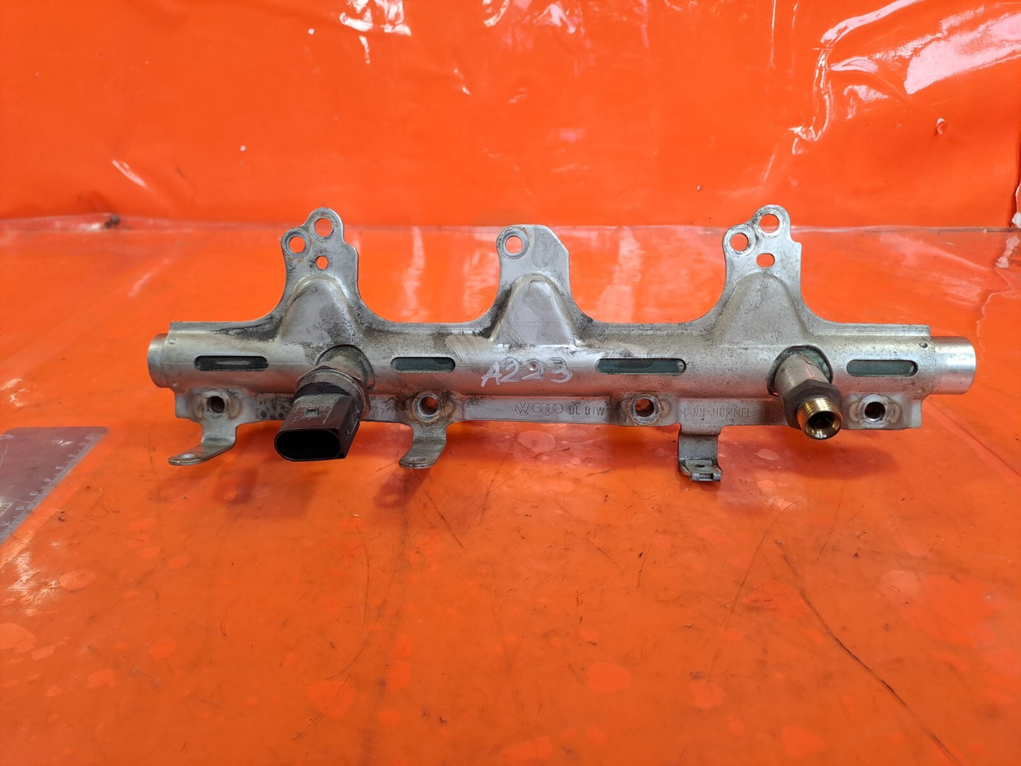 ✅2010 AUDI A5 8T S LINE 2.0TFSI FUEL RAIL 06J133317M + WARRANTY A223 - Image 1
