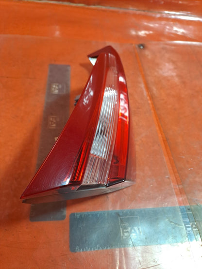 ✅FORD FIESTA ST-LINE X 1.5 DIESEL 2018 REAR LEFT INNER TAIL LIGHT H1BB13A603BH - Image 8